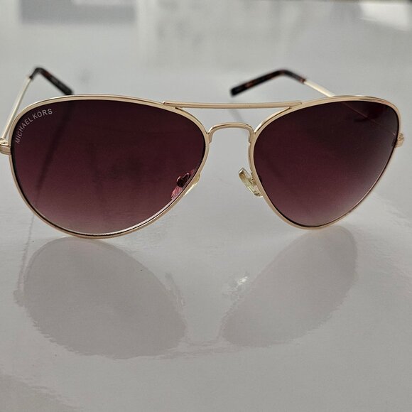 MICHAEL KORS SUNGLASSES! - Picture 8 of 11